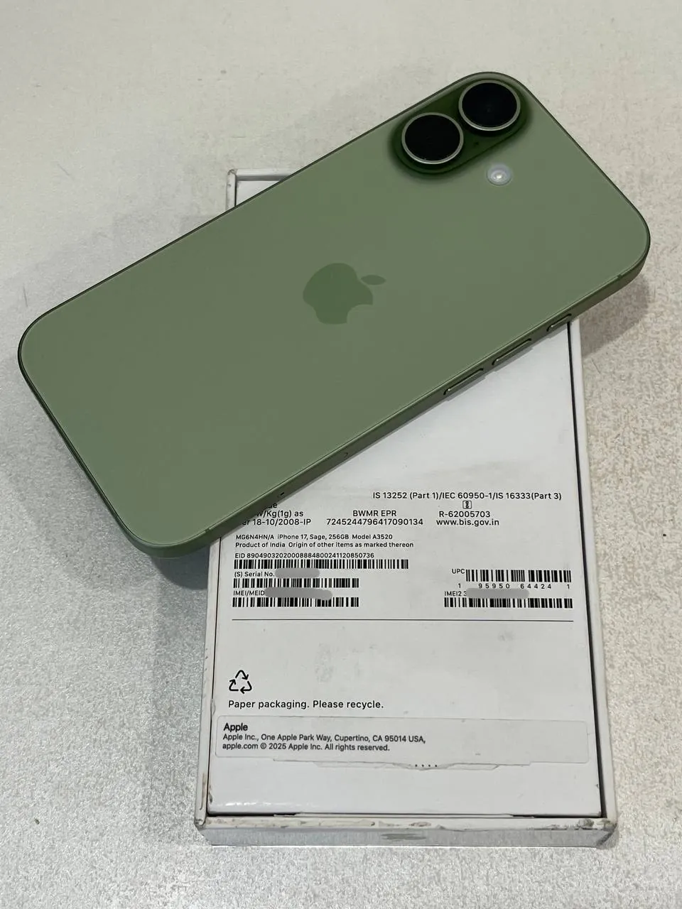 IPhone 17 Sage 256GB 1