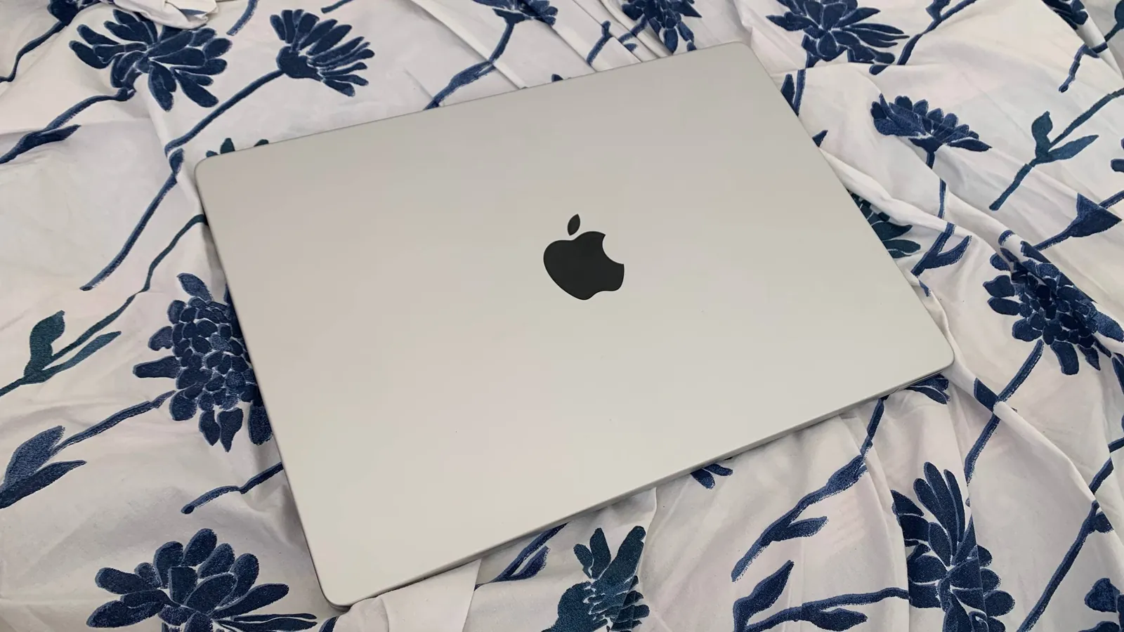 MacBook Pro 14 M5 (2025) 512GB/16GB 1