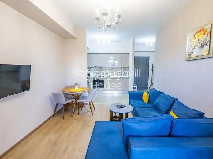 Квартира 65 м² с 2 комнатами в Сабуртало 2