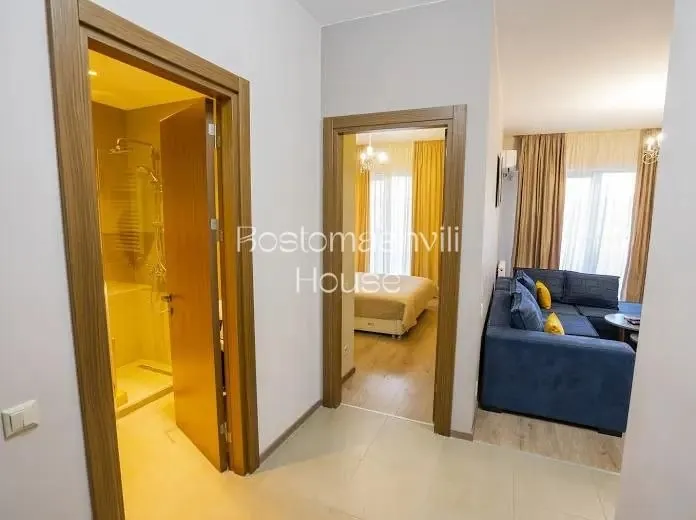 Квартира 65 м² с 2 комнатами в Сабуртало 4