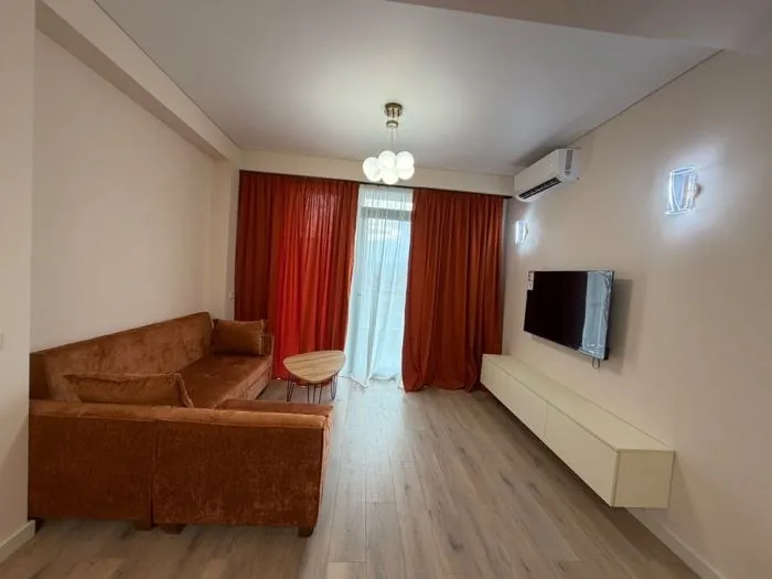 Квартира 60 м² с 2 комнатами в Чугурети 1