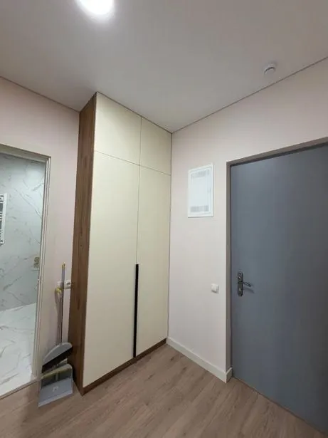 Квартира 60 м² с 2 комнатами в Чугурети 4