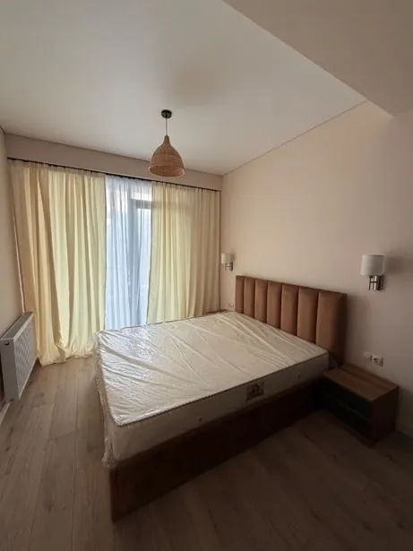 Квартира 60 м² с 2 комнатами в Чугурети 5