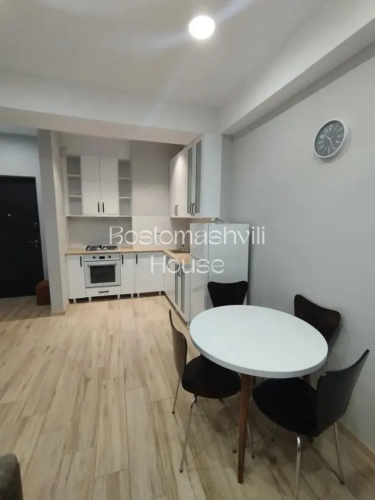 Квартира 55 м² с 2 комнатами в Исани 2