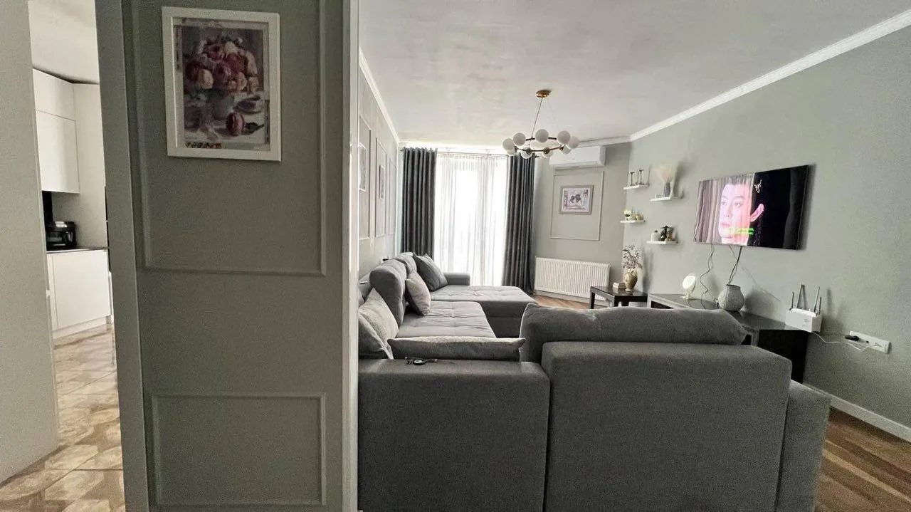 Квартира 70 м² с 2 комнатами в Исани 2