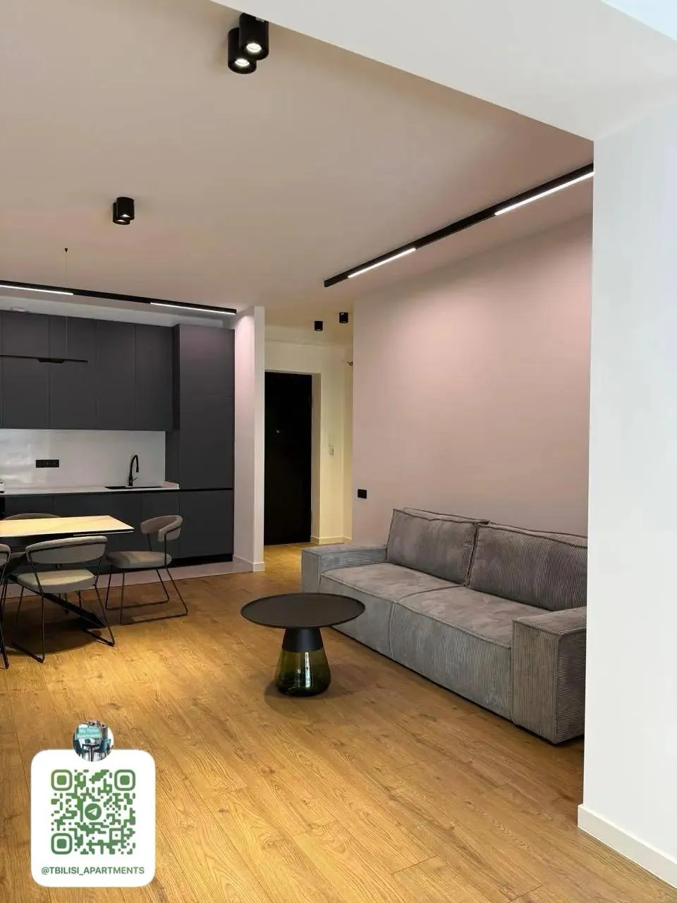 Квартира 65 м² с 2 комнатами в Чугурети 2