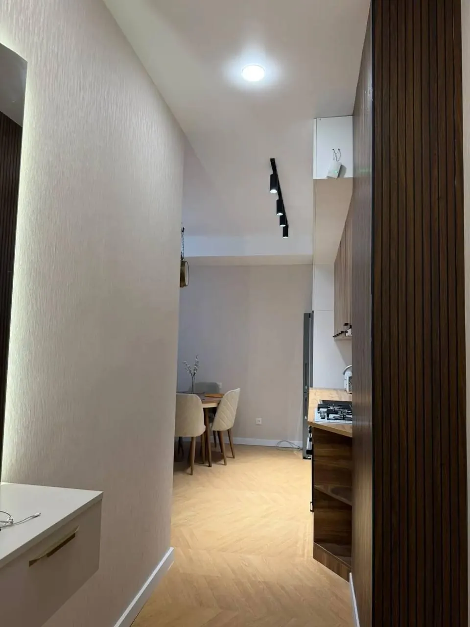 Квартира 58 м² с 2 комнатами в Сабуртало 6