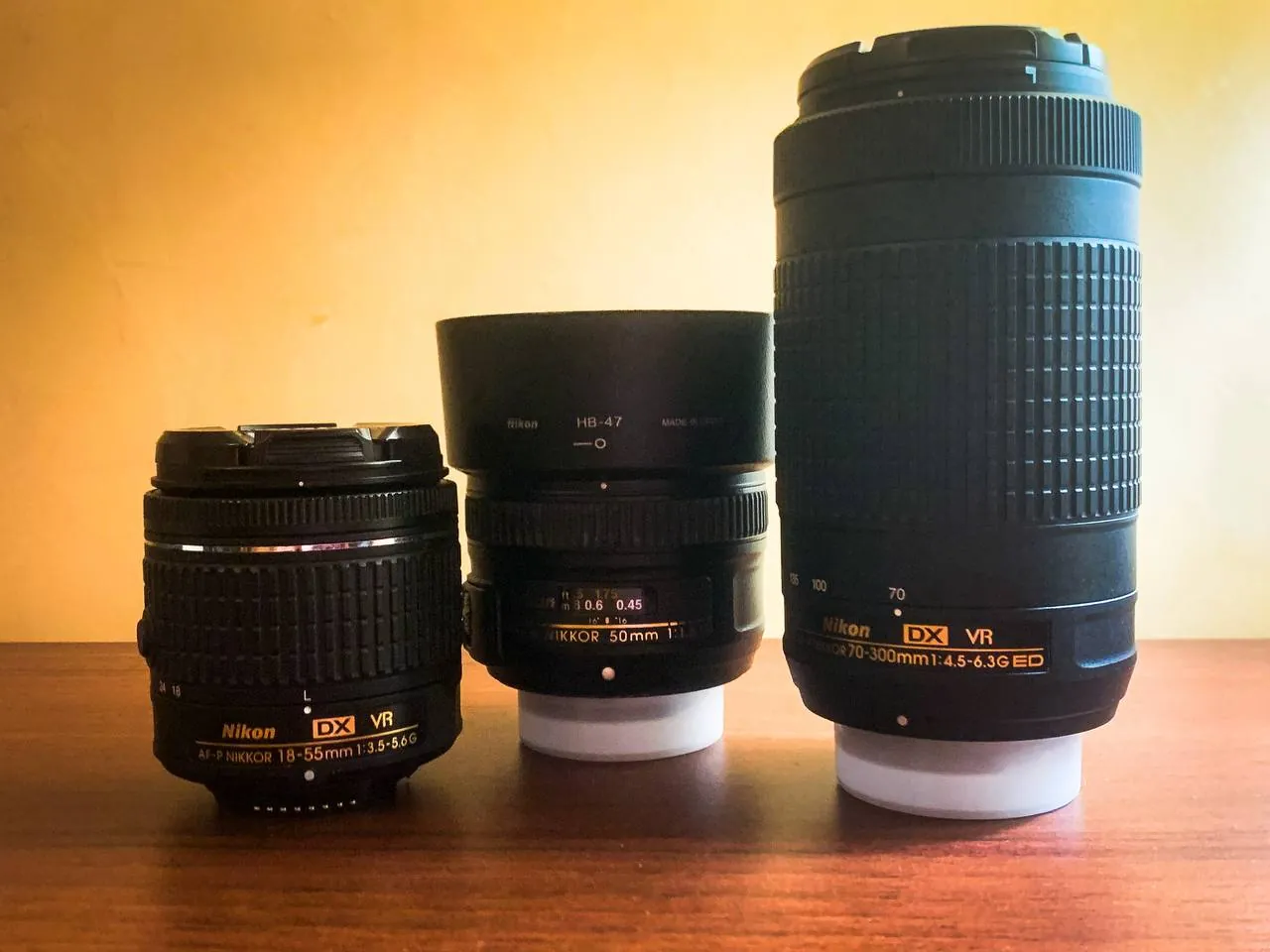 Фотоаппарат Nikon D5300 с тремя объективами 3