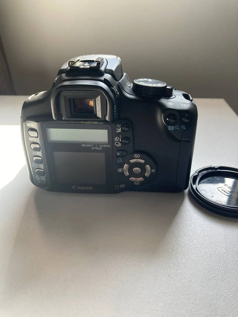 Фотоаппарат Canon EOS 500D с объективом 2