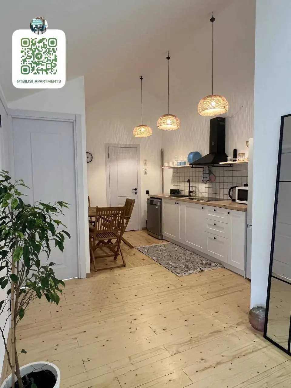 Квартира 80 м² с 3 комнатами в Чугурети 4