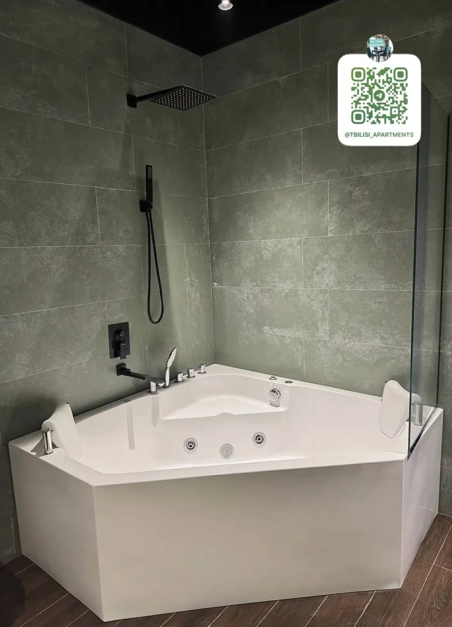 Квартира 173 м² с 5 комнатами в Ваке 7