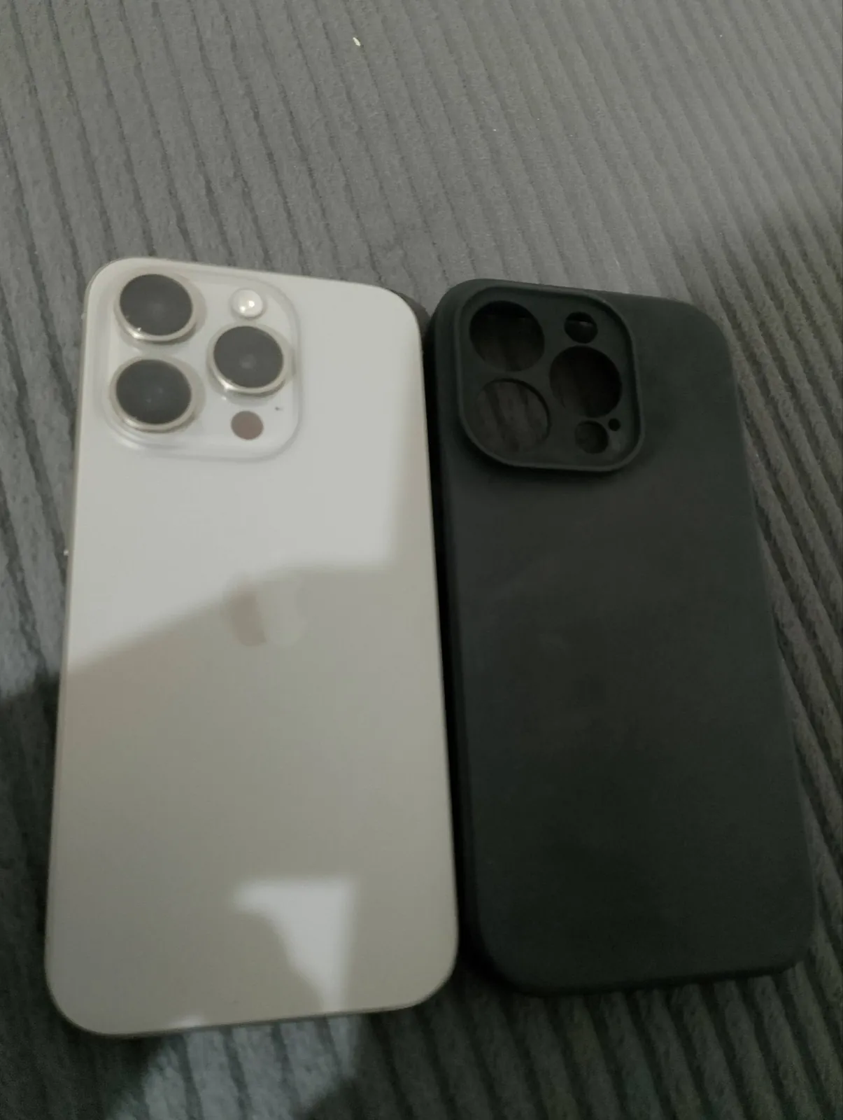 IPhone 15 Pro 128GB 2