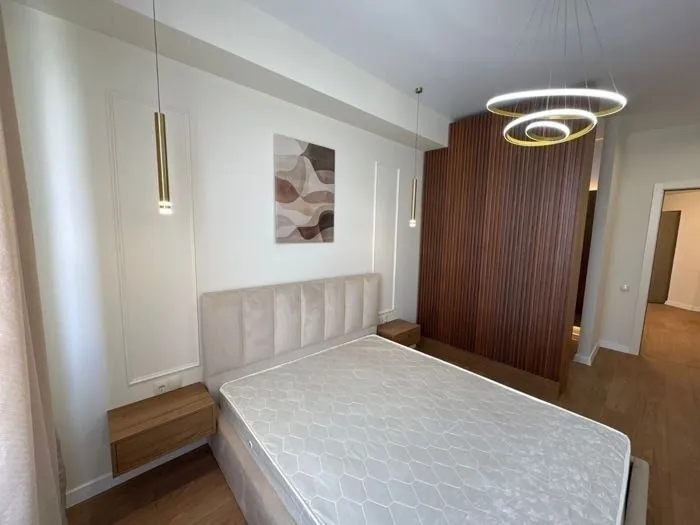 Квартира 95 м² с 3 комнатами в Сабуртало 7
