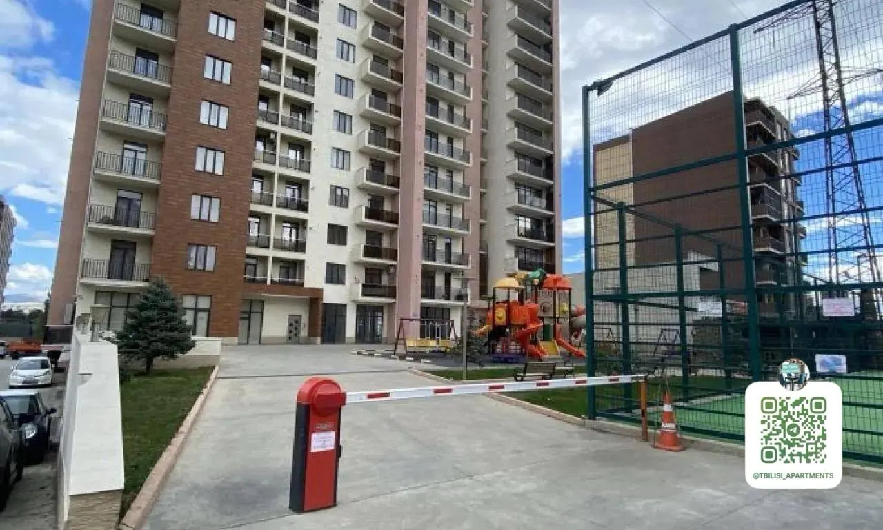 Квартира 48 м² с 2 комнатами в Диди Дигоми 9