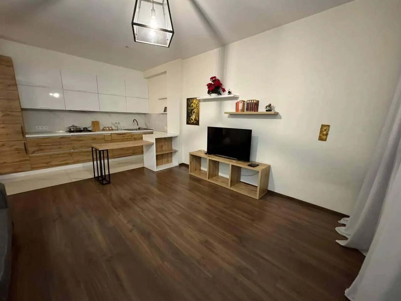 Квартира 58 м² с 2 комнатами в Сабуртало 5