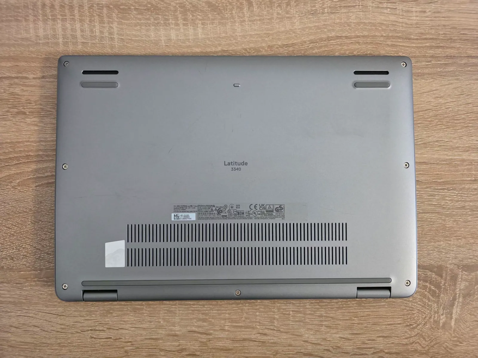 Ноутбук Dell Latitude 3340 2-в-1 и SSD-накопители 4