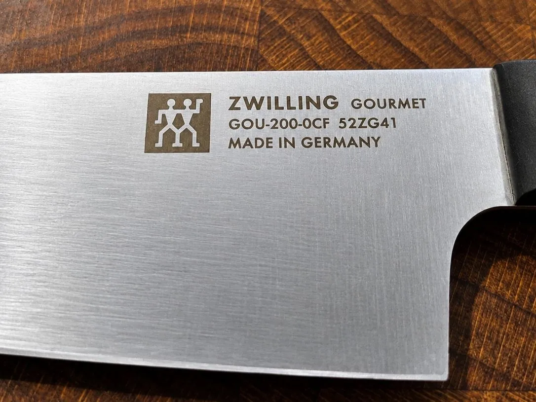 Ножи Zwilling шеф-нож и сантоку 2