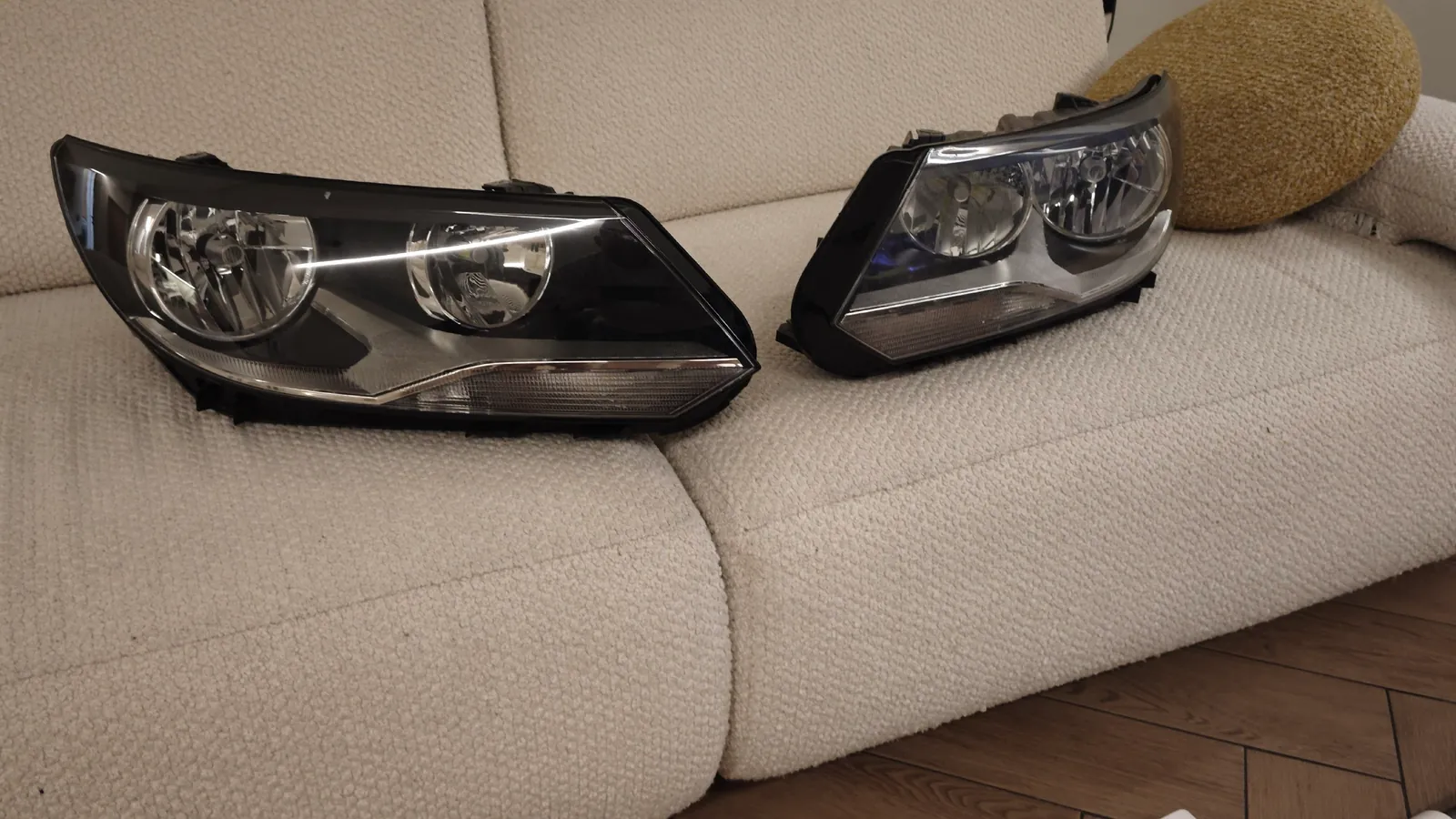 Фары Volkswagen Tiguan 2013, комплект 2