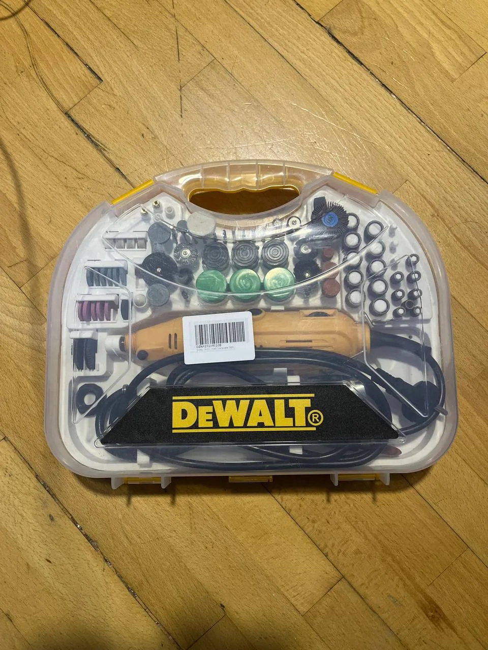 Гравер DeWALT с набором насадок 1