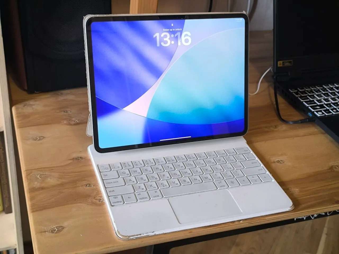 Клавиатура-чехол для iPad Pro 13 M4 5