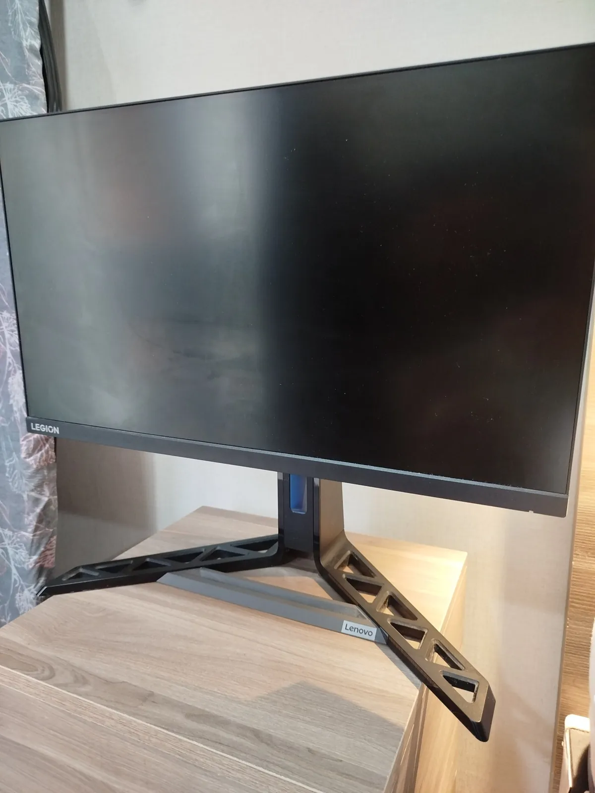 Монитор Lenovo Legion R25f-30 24 дюйма 1
