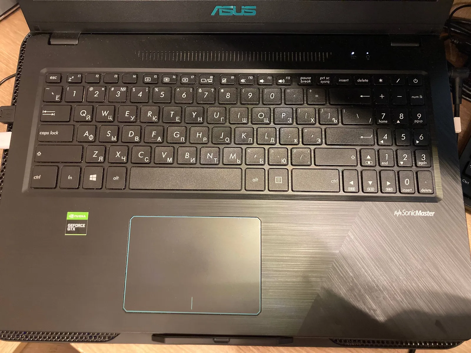 Ноутбук Asus VivoBook Ryzen 5 GTX 1050 2