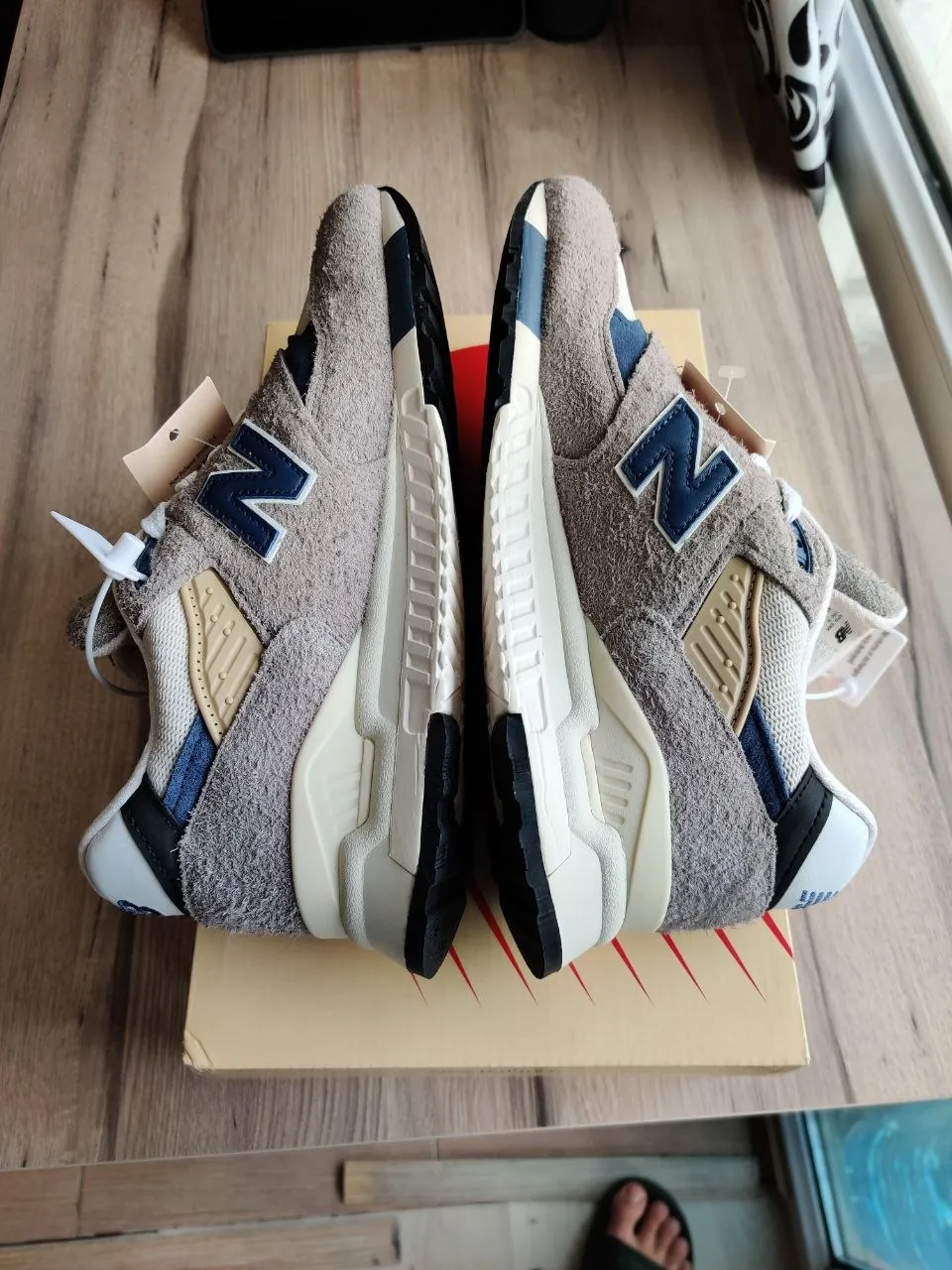 Кроссовки New Balance 998 Teddy Santis Grey Day 4