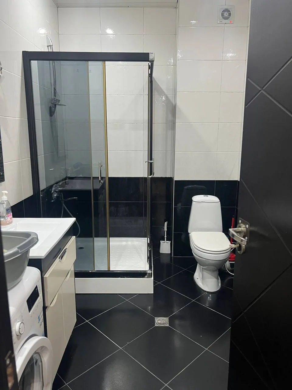 Квартира 65 м² с балконом в Сабуртало 7