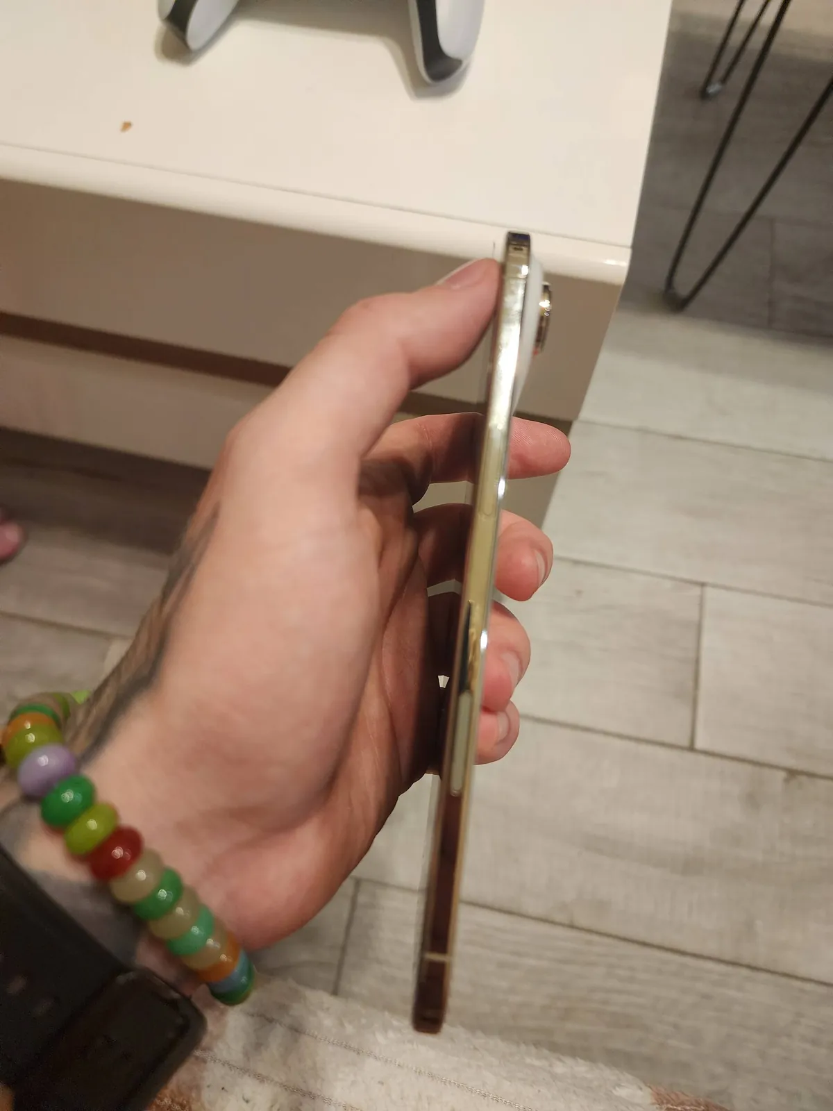 iPhone Air 256 ГБ eSIM 3