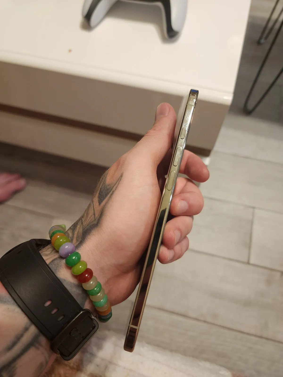 iPhone Air 256 ГБ eSIM 4