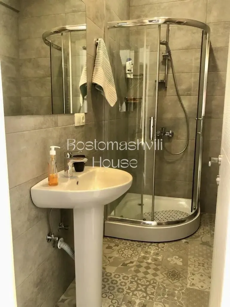 Квартира 45 м² с балконом в Сабуртало 5
