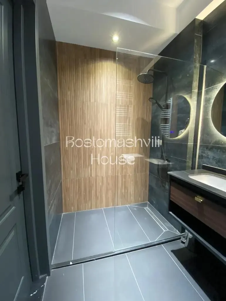 Квартира 55 м² с балконом в Ортачала 8