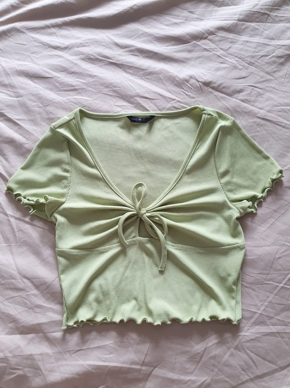 Топы New Yorker и Shein, джинсы Waikiki 3