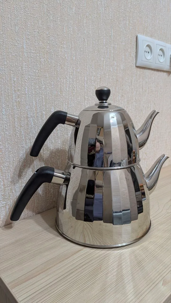 Чайник электрический и заварочный чайник 1