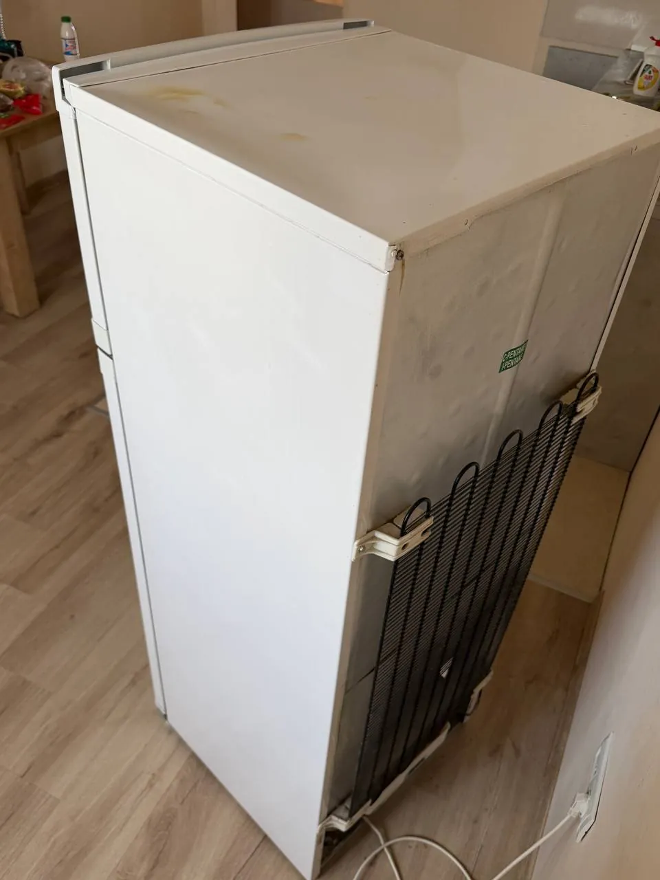 Холодильник Beko 143х54х54 см, полностью исправен 5