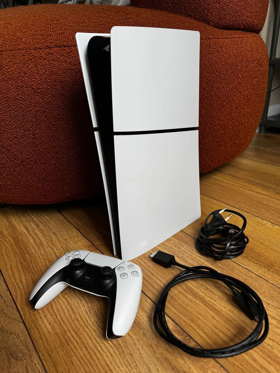 Игровая приставка PlayStation 5 Slim 1TB 1