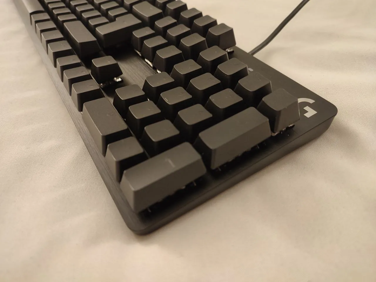 Механическая клавиатура Logitech G413 SE с нумпадом 3