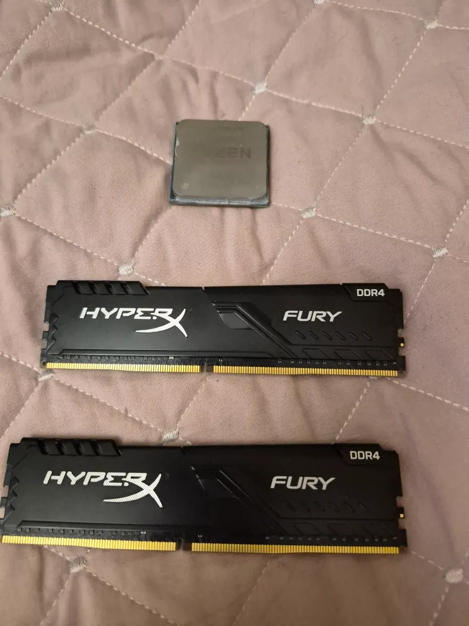 Процессор AM4 Ryzen 5 3700 и оперативная память DDR4 32GB 1