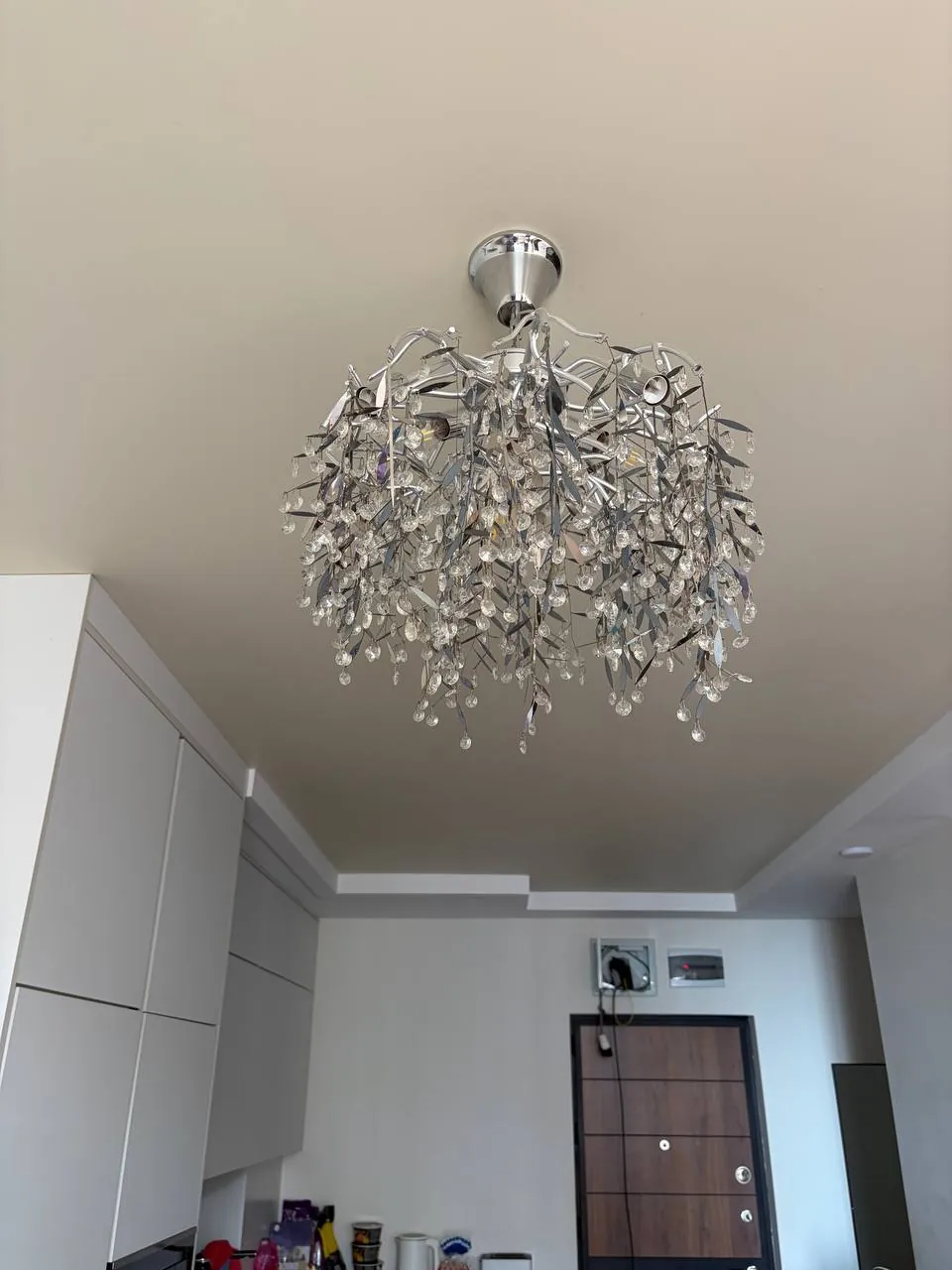 Люстра из магазина Home Батуми 1