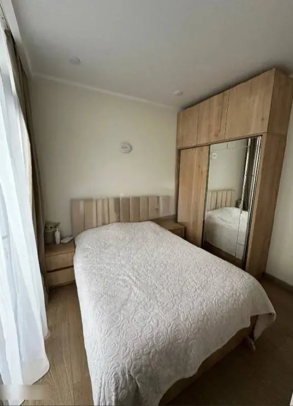 Трёхкомнатная квартира 80 м² в Батуми 2