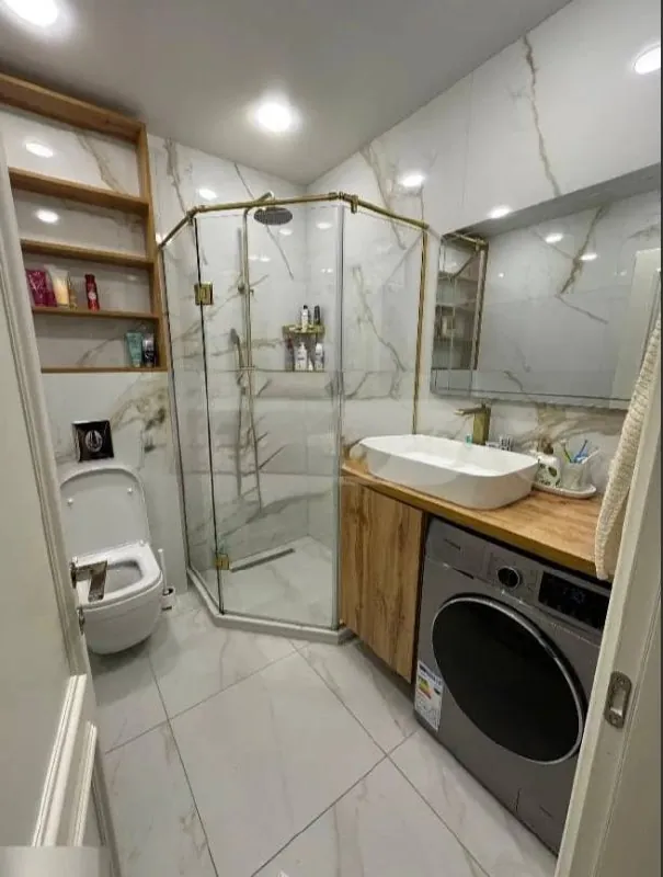 Трёхкомнатная квартира 80 м² в Батуми 3