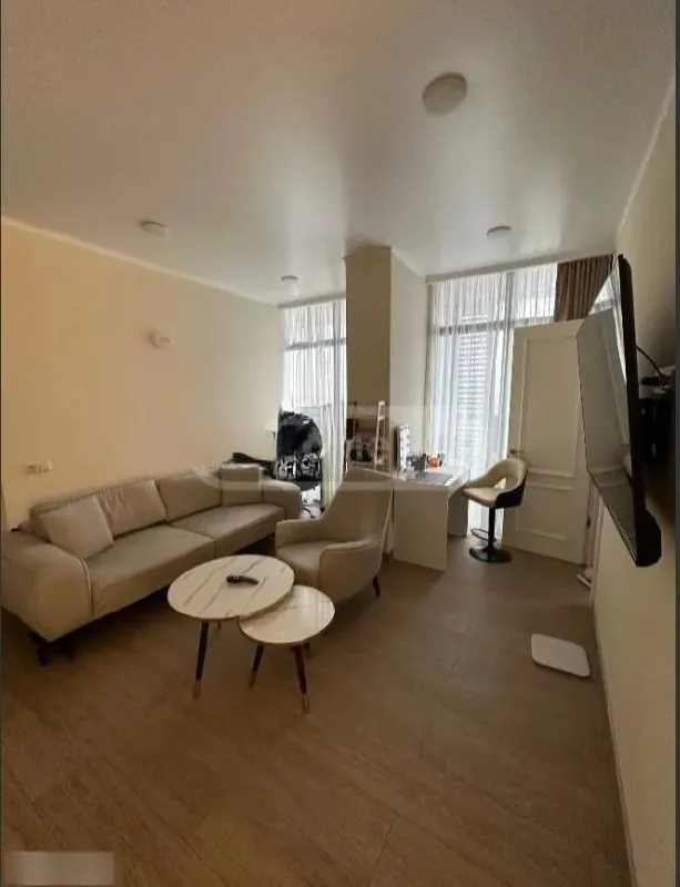 Трёхкомнатная квартира 80 м² в Батуми 4