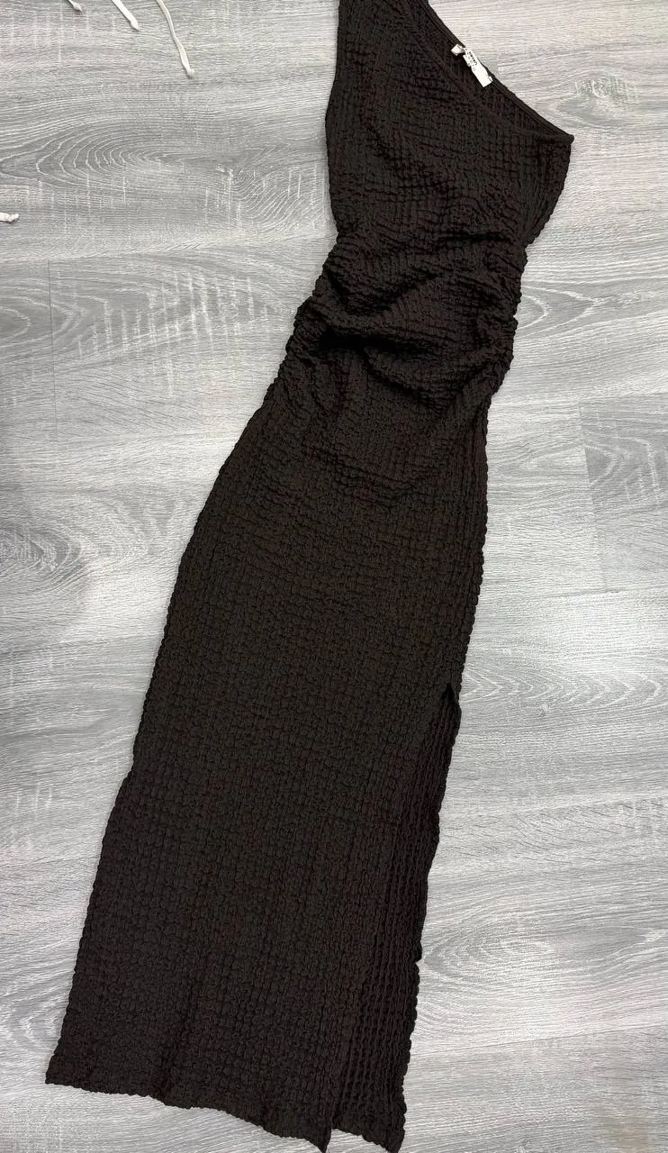 Пиджак, платье Cotton, кроссовки Balenciaga 2