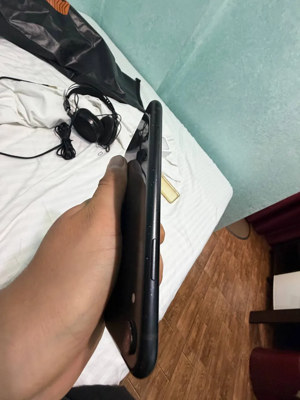 IPhone XR полностью рабочий 4