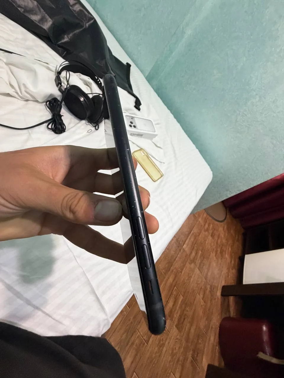 IPhone XR полностью рабочий 3