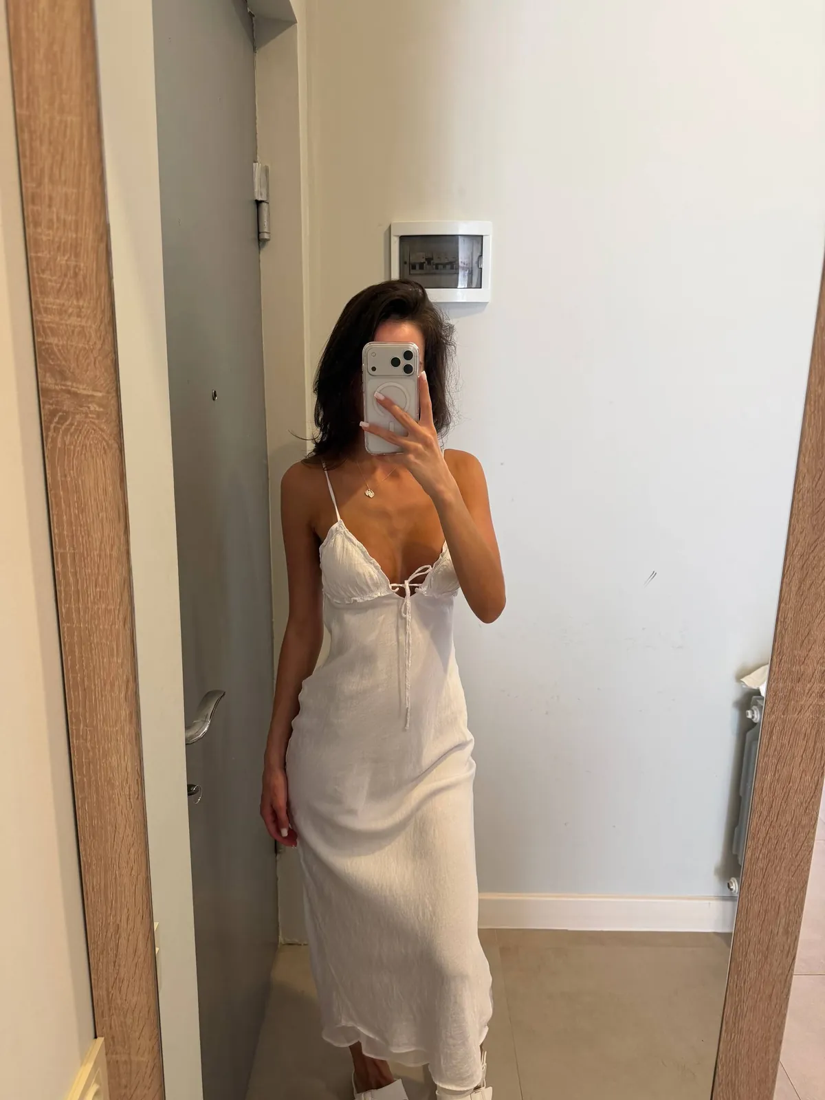 Тренч, платья Zara и плойка Philips 6