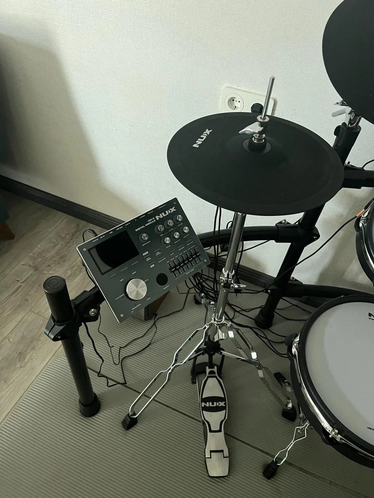 Электронная ударная установка NUX DM-8 2