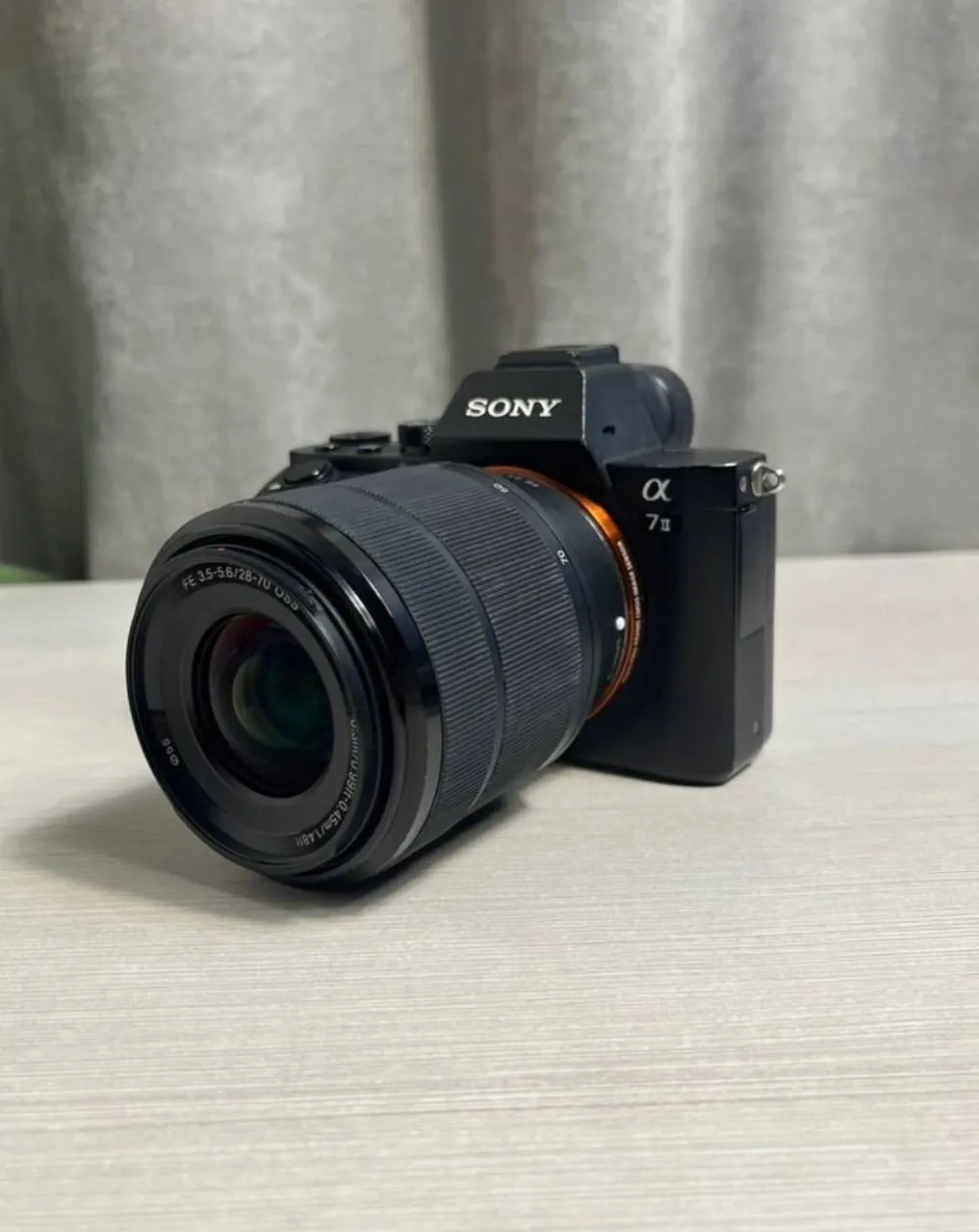 Фотоаппарат Sony A7 II с объективом и аксессуарами 2