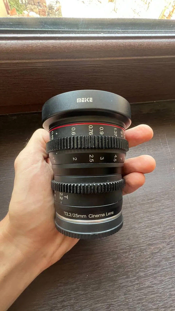 Объективы E-mount, кино-линза и стабилизатор Zhiyun 4