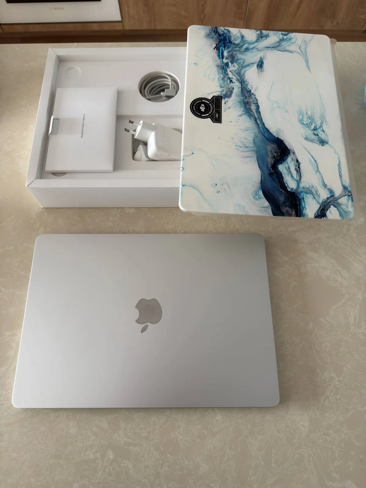 MacBook Air M3 15 16/512 1